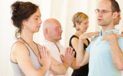 Yoga Unterricht Steffen mit Yogaschülern